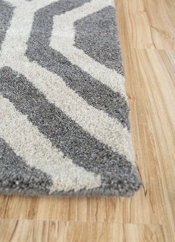 contour grey and black wool and viscose hand tufted Rug - Corner