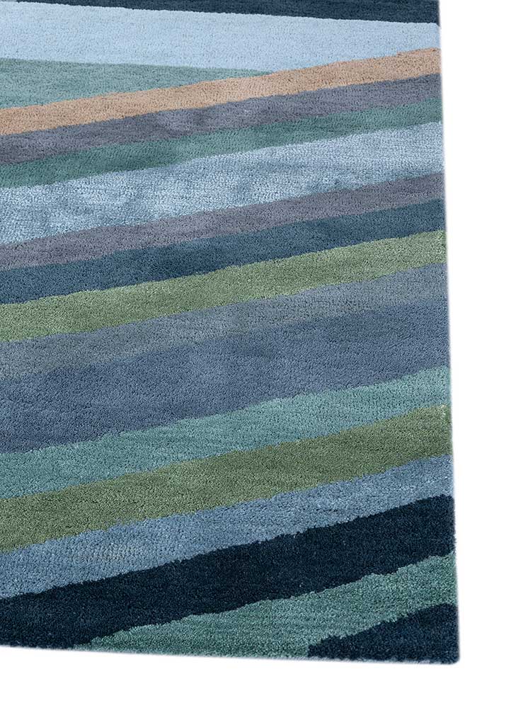 linear blue wool and viscose hand tufted Rug - Corner