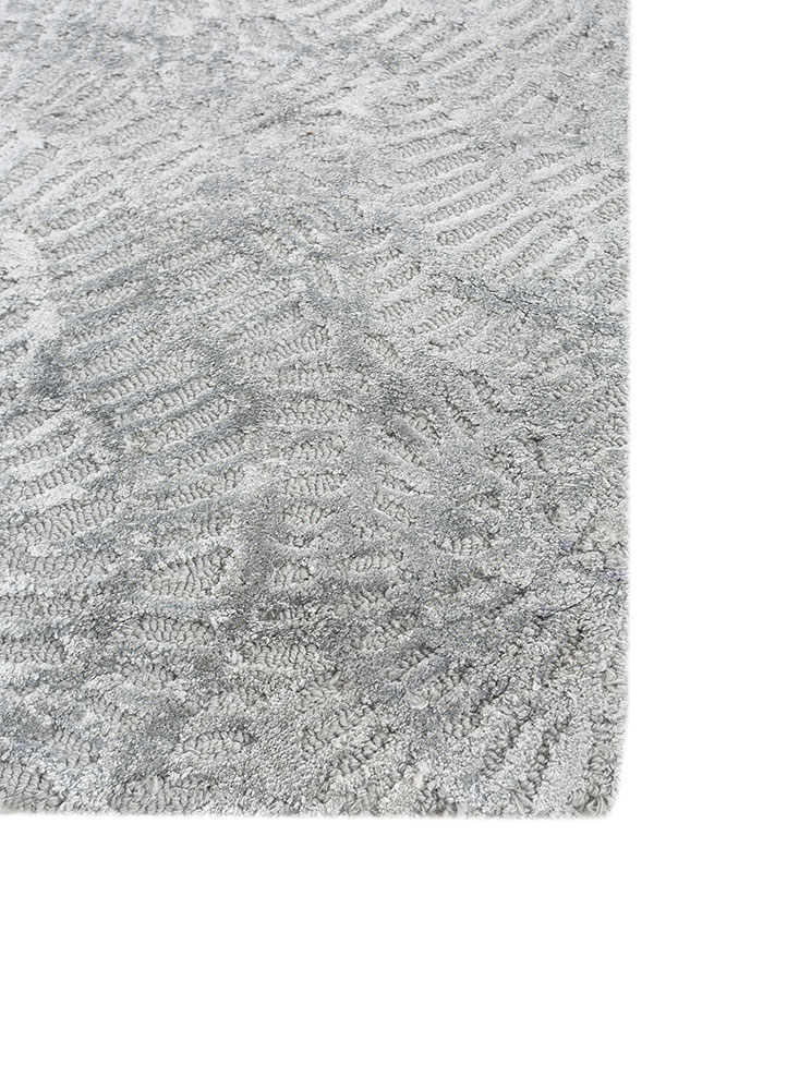 aurelia blue wool and viscose hand tufted Rug - Corner