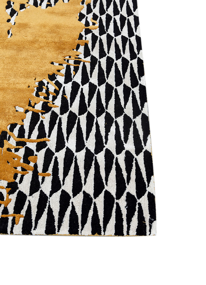 adrift gold wool and viscose hand tufted Rug - Corner