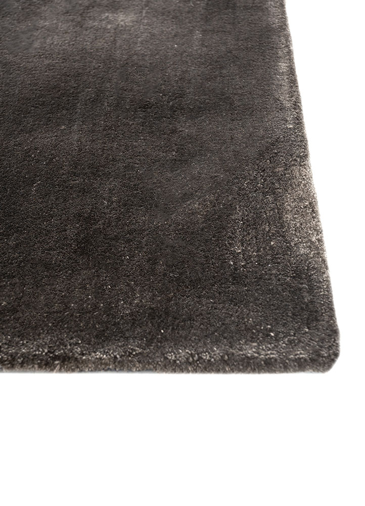 cera grey and black viscose hand tufted Rug - Corner