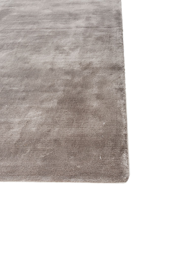 cera grey and black viscose hand tufted Rug - Corner