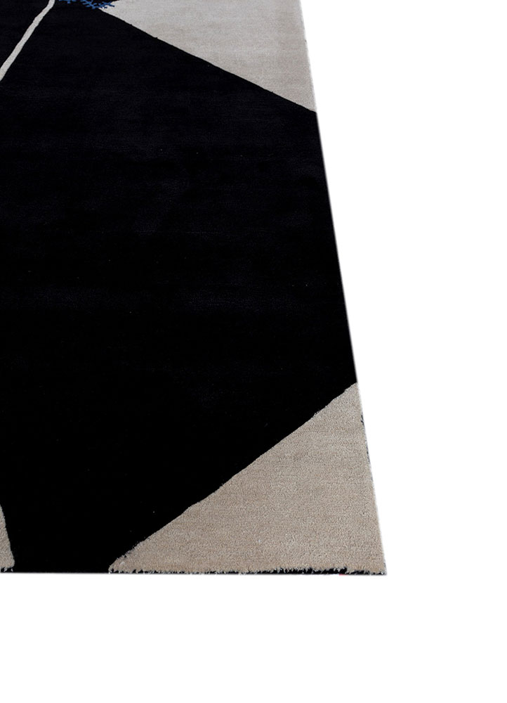 zig zag grey and black wool and viscose hand tufted Rug - Corner