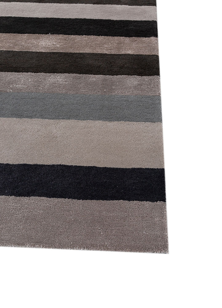 linear grey and black wool and viscose hand tufted Rug - Corner