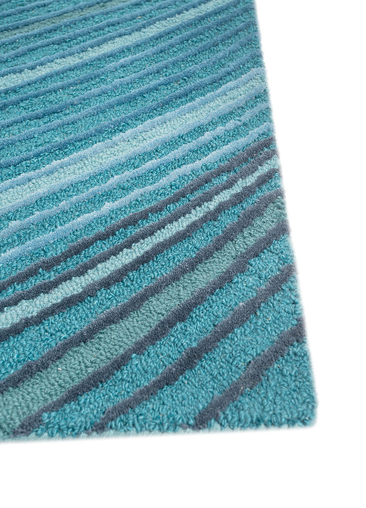 linear blue wool and viscose hand tufted Rug - Corner