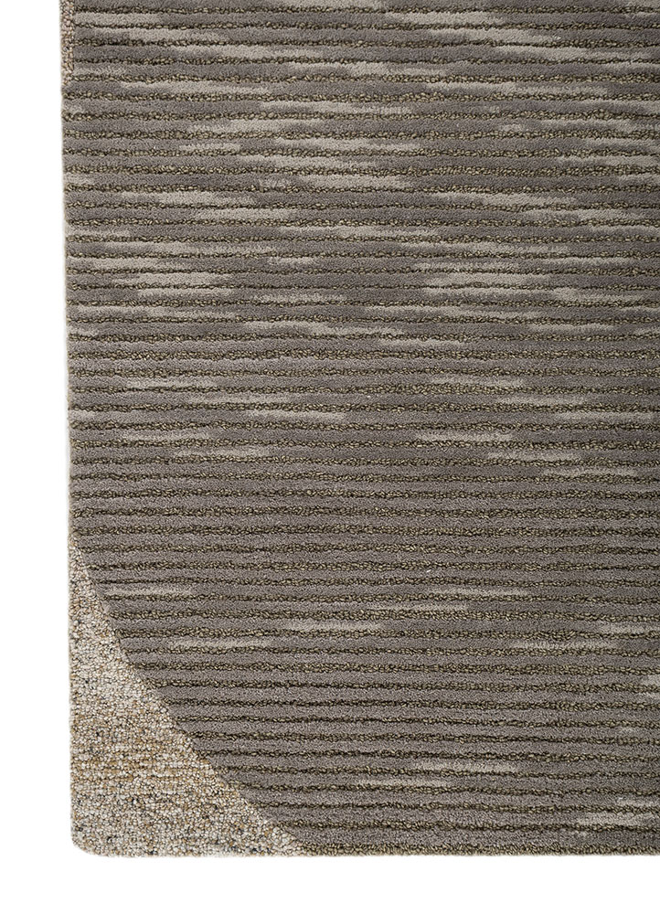 pathways grey and black wool and viscose hand tufted Rug - Corner