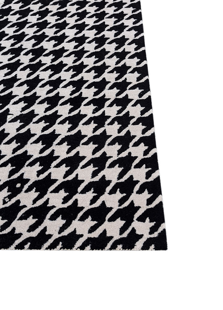 adrift ivory wool and viscose hand tufted Rug - Corner
