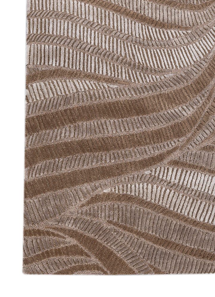 infini beige and brown wool and viscose hand tufted Rug - Corner
