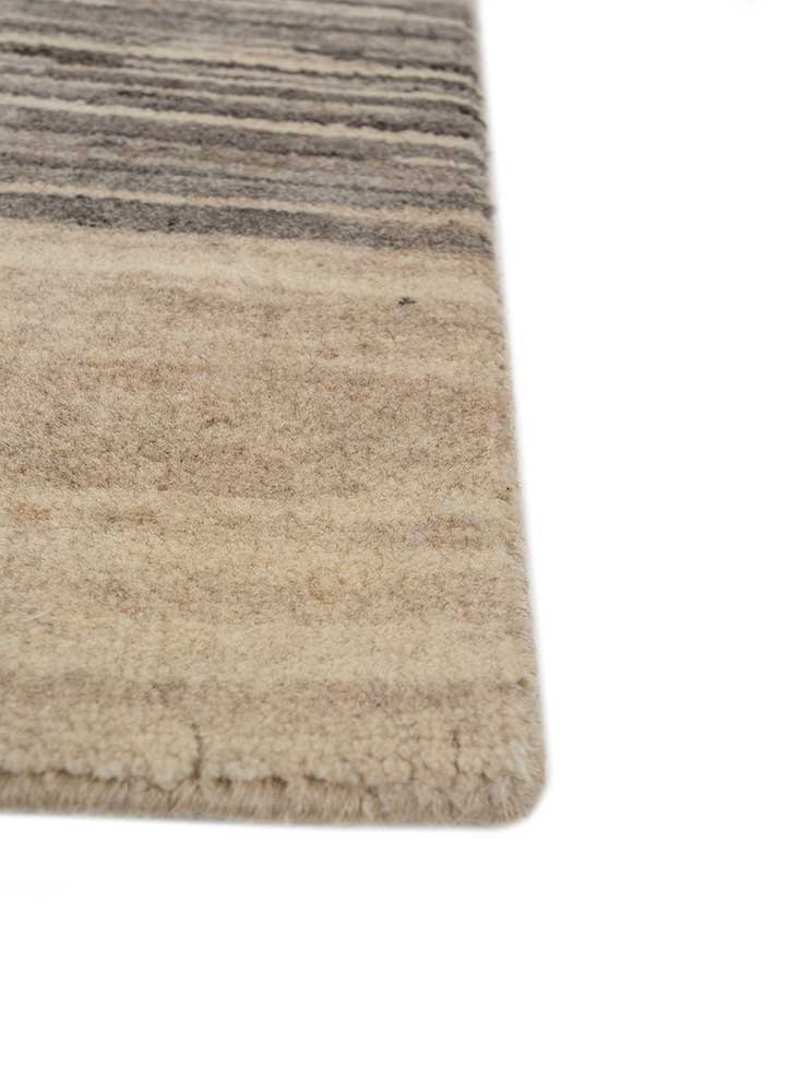 manifest ivory wool hand knotted Rug - Corner