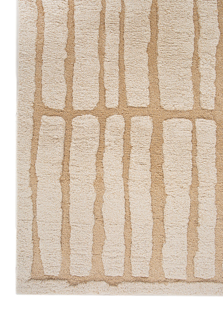 zuri ivory acrylic hand knotted Rug - Corner