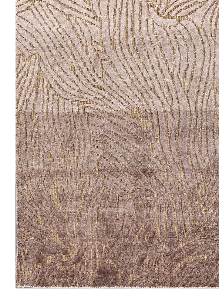 azalea gold bamboo silk and zari hand loom Rug - Corner