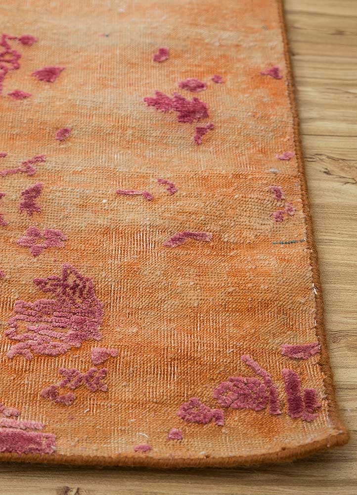 far east red and orange wool and silk hand knotted Rug - Corner