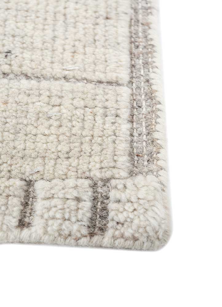 manifest ivory wool hand knotted Rug - Corner