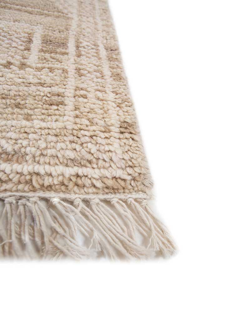 thyme ivory wool hand knotted Rug - Corner