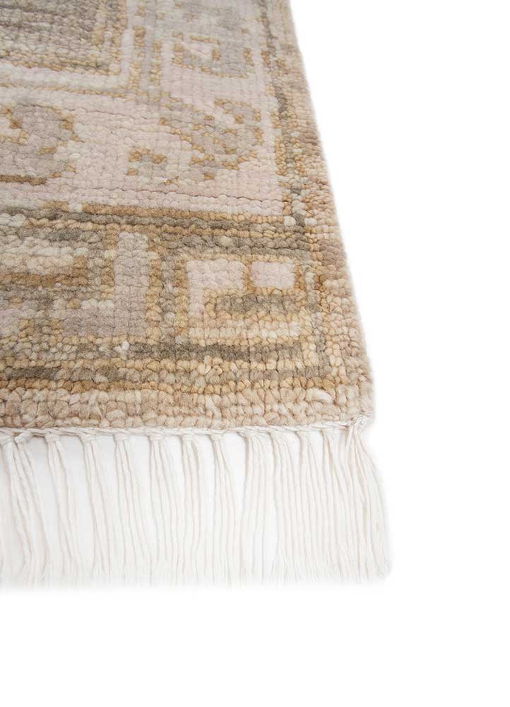 thyme ivory wool hand knotted Rug - Corner