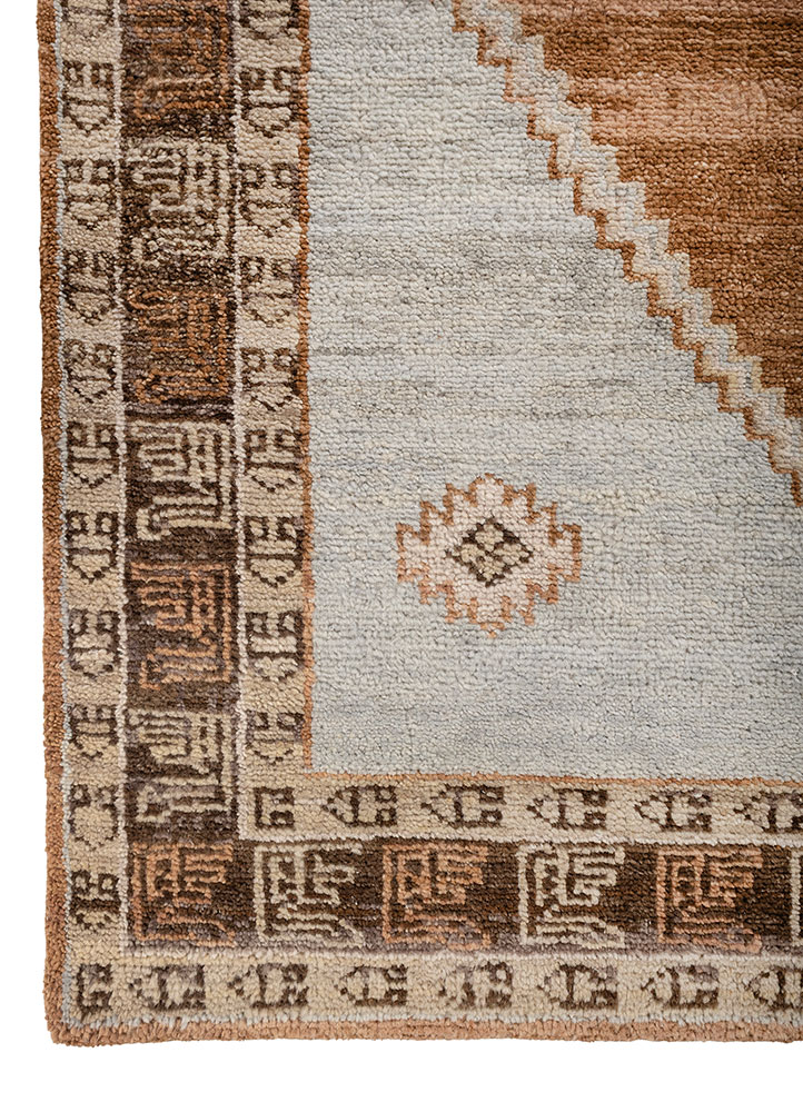 thyme red and orange wool hand knotted Rug - Corner