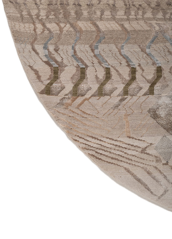 manchaha ivory wool and bamboo silk hand knotted Rug - Corner