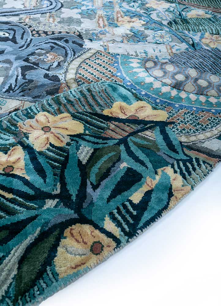 inde rose blue wool and silk hand knotted Rug - Corner