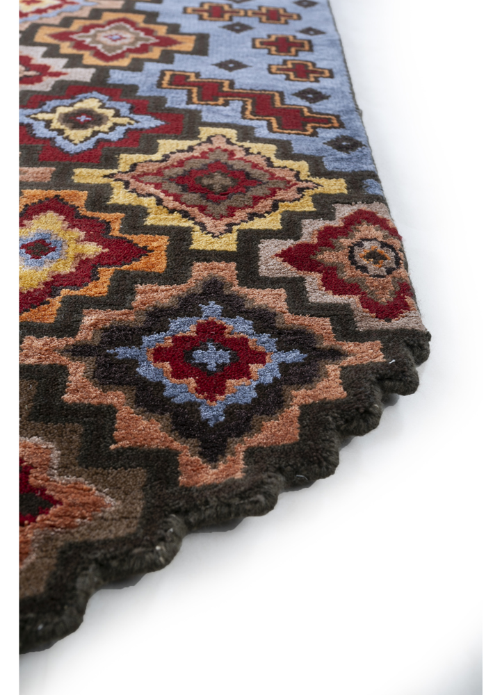 nuray grey and black wool and bamboo silk hand knotted Rug - Corner