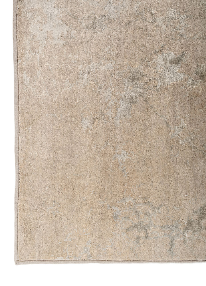 aprezo grey and black wool and bamboo silk hand knotted Rug - Corner