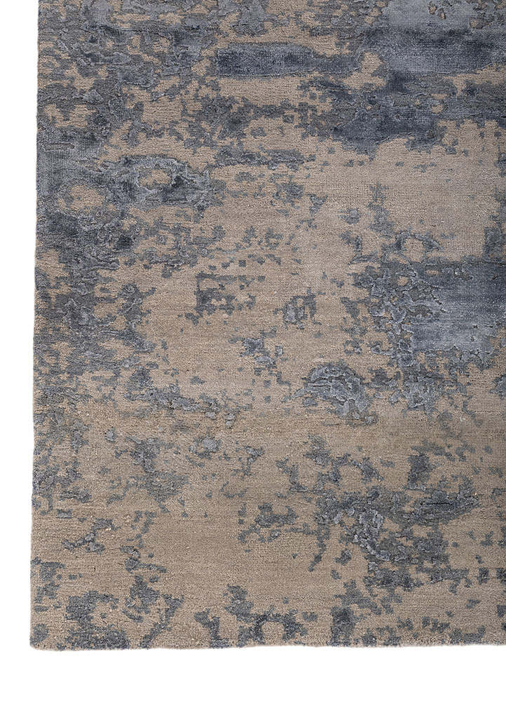 project error by kavi grey and black wool and bamboo silk hand knotted Rug - Corner