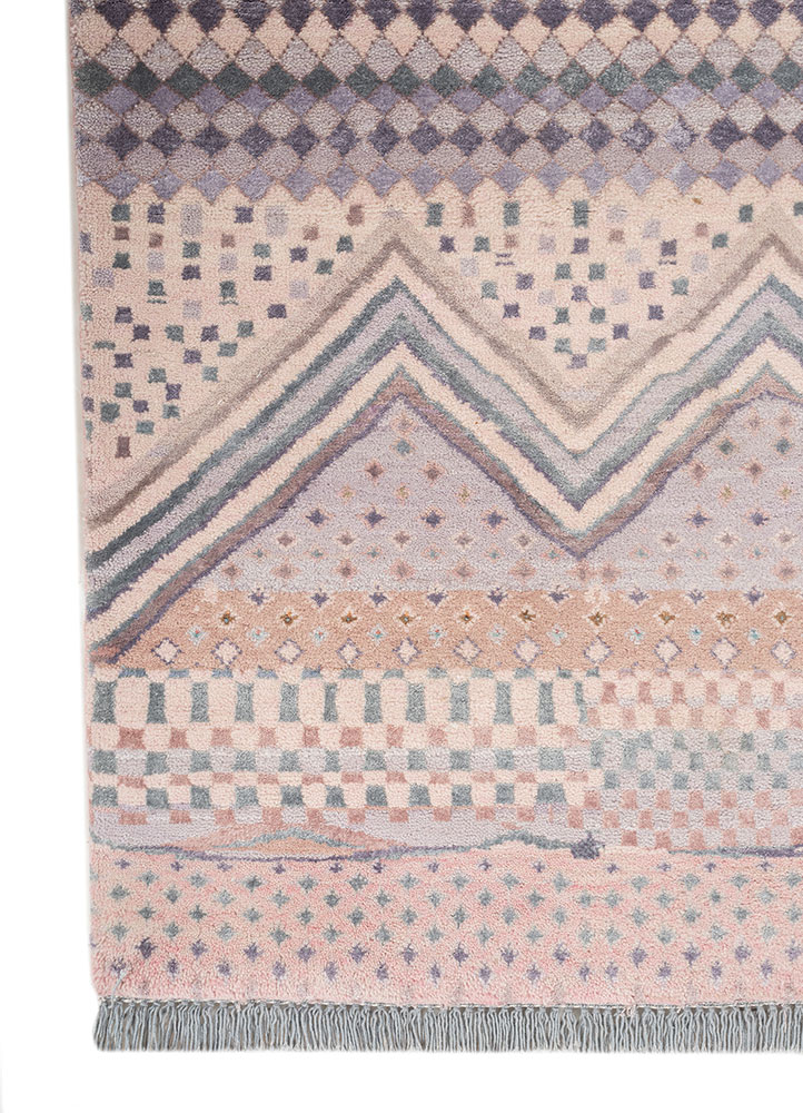 manchaha red and orange wool and bamboo silk hand knotted Rug - Corner