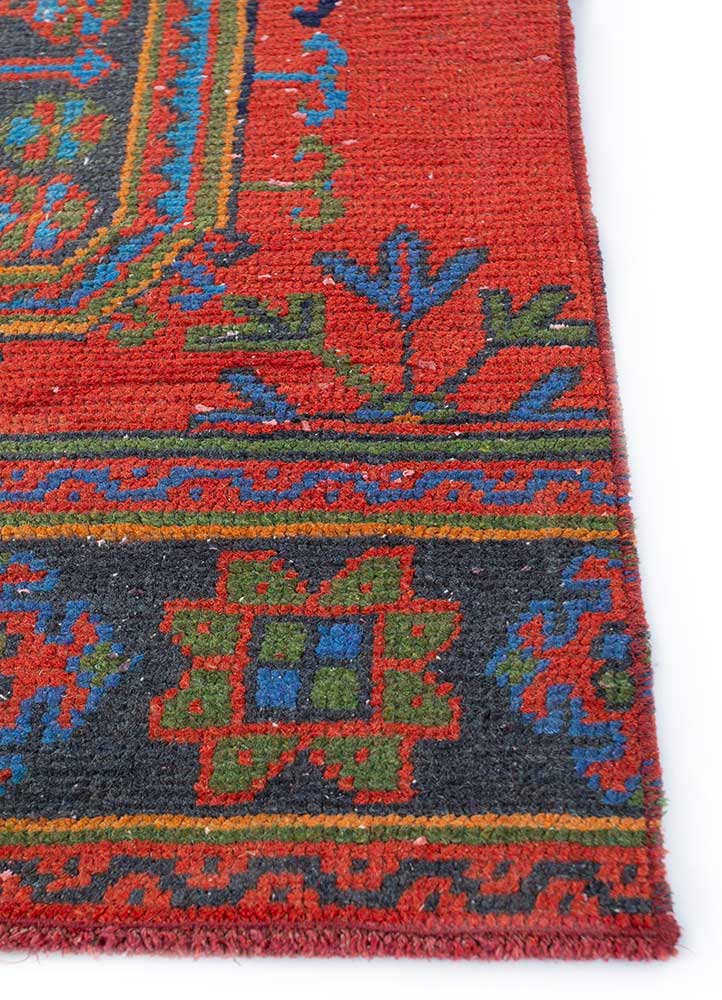 vintage red and orange wool hand knotted Rug - Corner