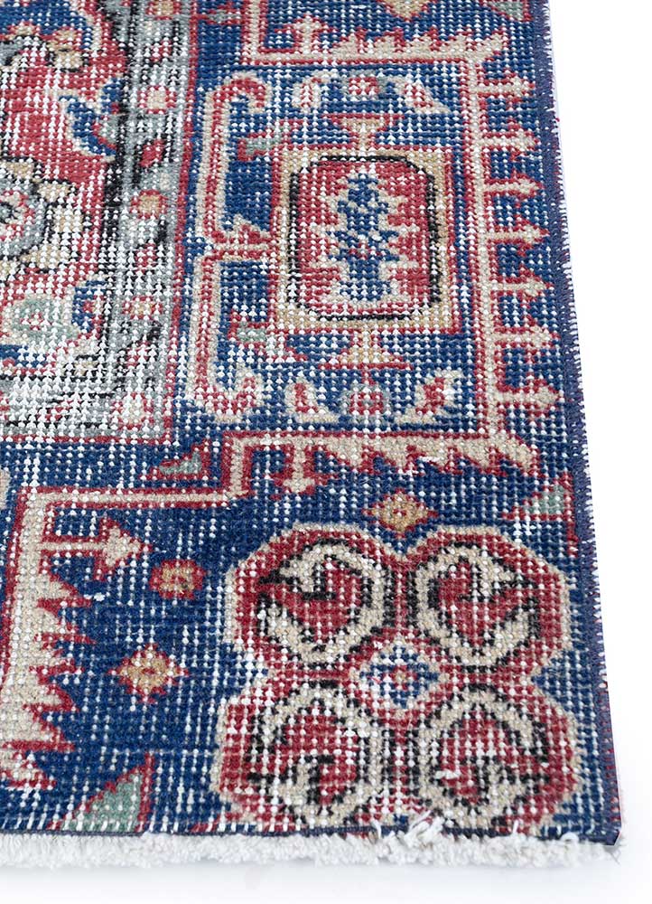 vintage red and orange wool hand knotted Rug - Corner