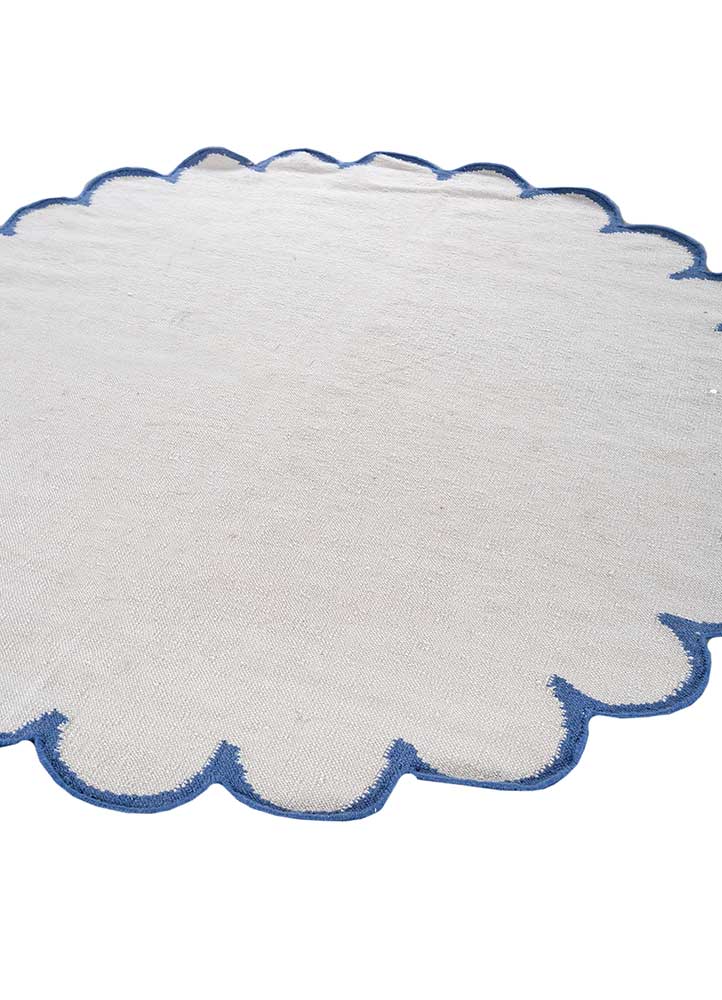 alhambra grey and black wool flat weaves Rug - FloorShot