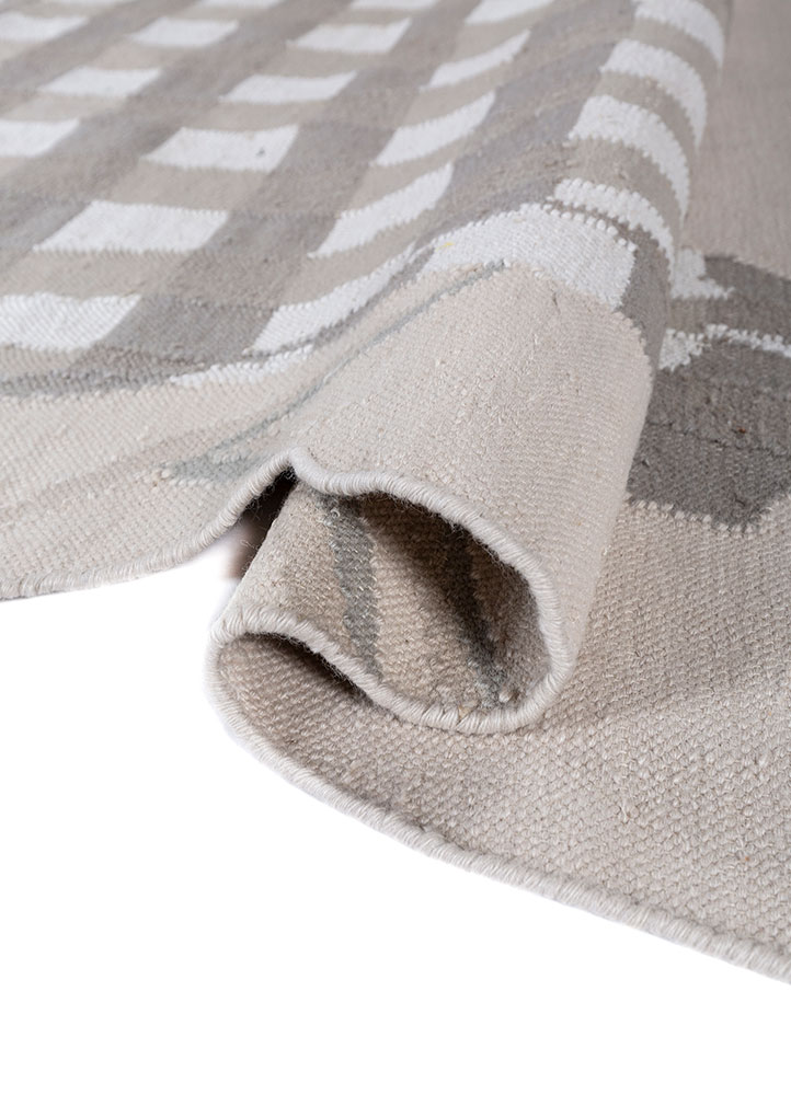 checkers ivory wool flat weaves Rug - FloorShot