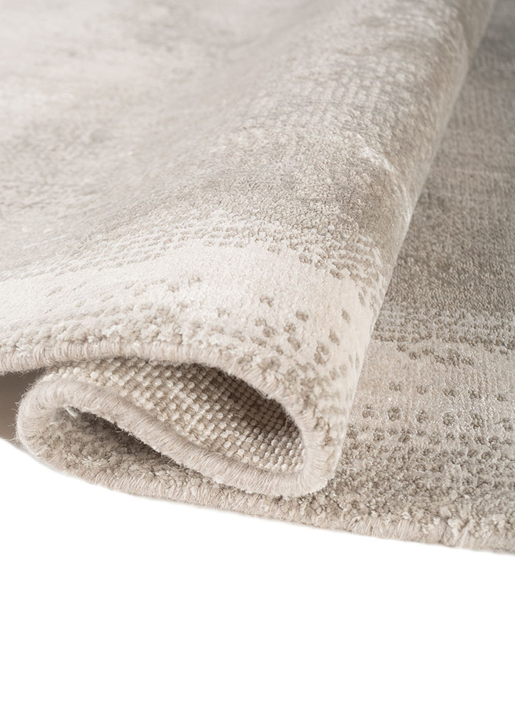 entropy ivory wool and bamboo silk hand knotted Rug - FloorShot