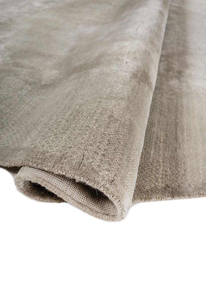 entropy blue wool and viscose hand knotted Rug - FloorShot