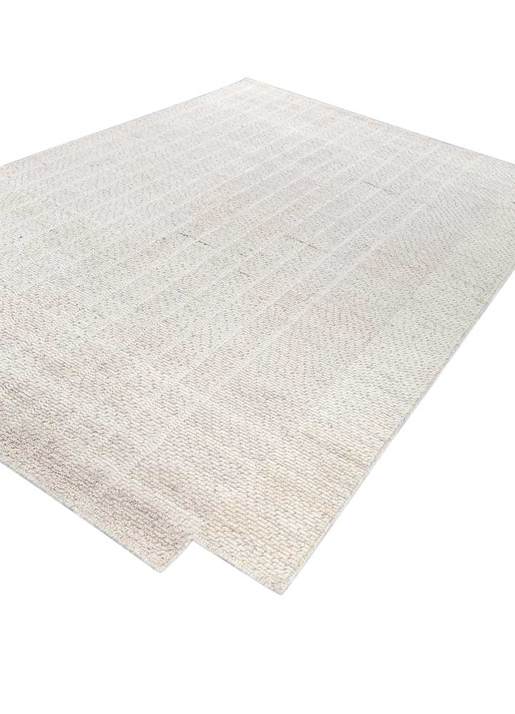saga ivory wool hand loom Rug - FloorShot
