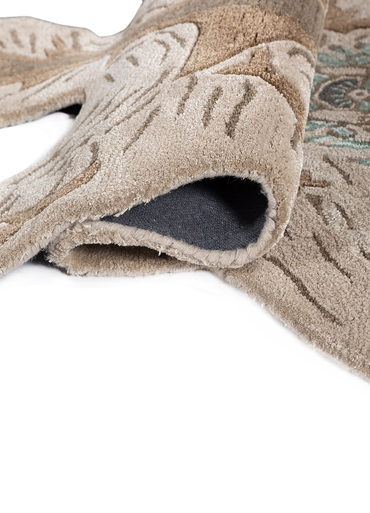 wild wanderlust ivory wool and viscose hand tufted Rug - FloorShot