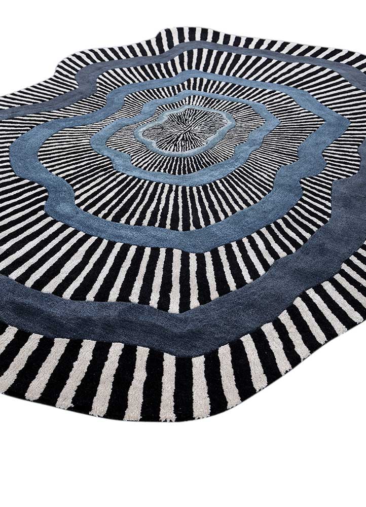 adrift grey and black wool and viscose hand tufted Rug - FloorShot