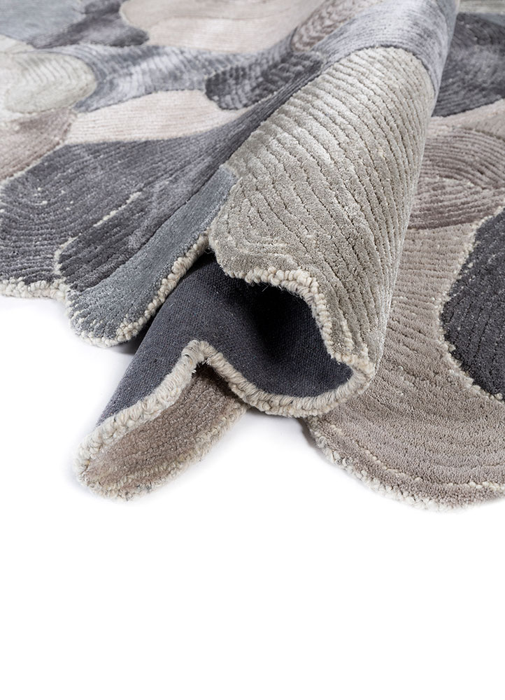 aurelia ivory wool and viscose hand tufted Rug - FloorShot