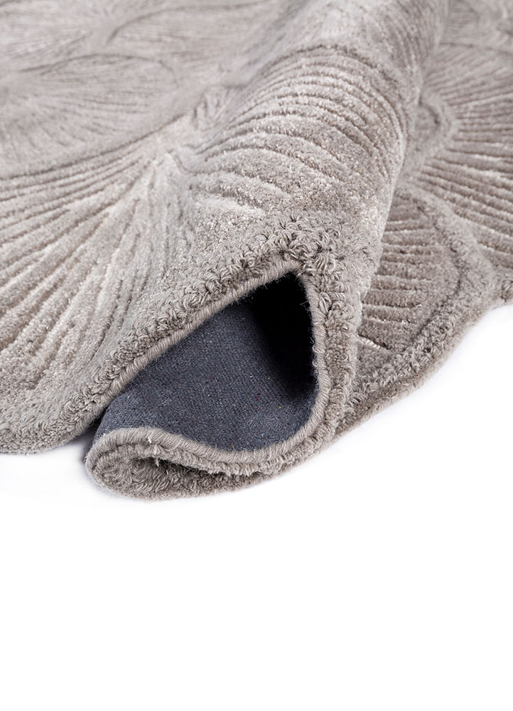 aurelia grey and black wool and viscose hand tufted Rug - FloorShot