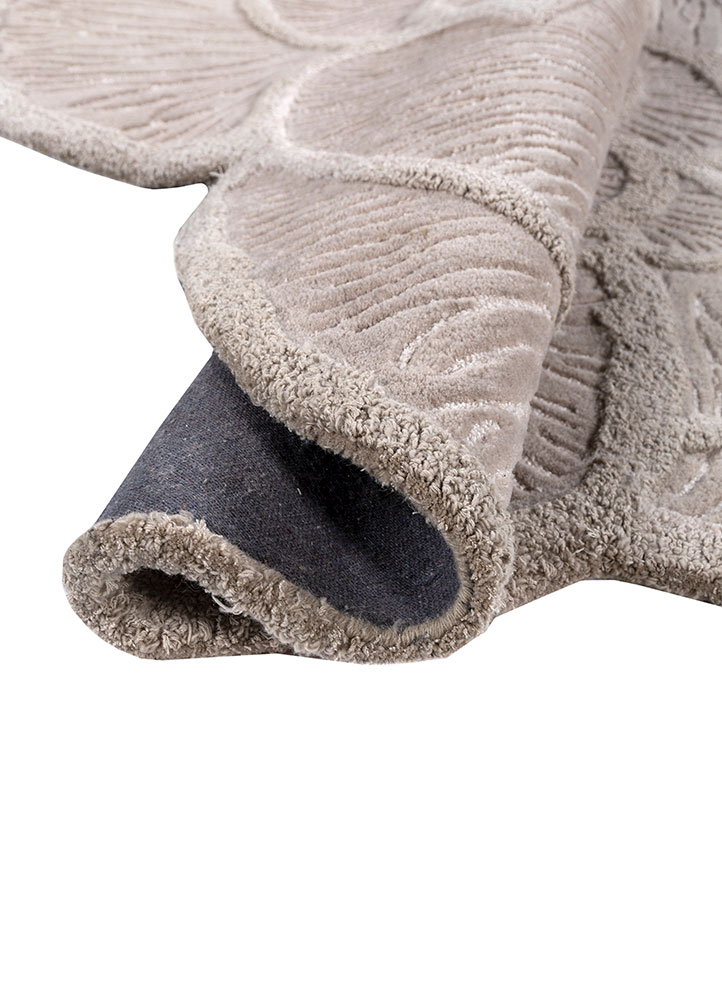 aurelia ivory wool and viscose hand tufted Rug - FloorShot