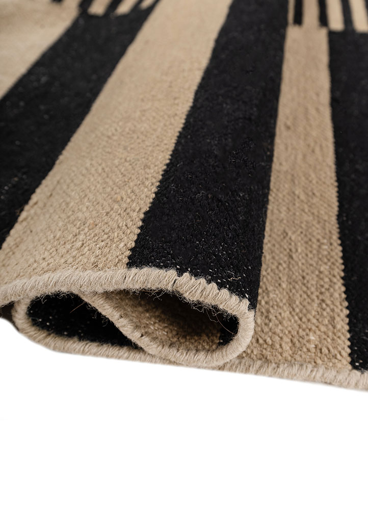 indusbar green wool flat weaves Rug - FloorShot