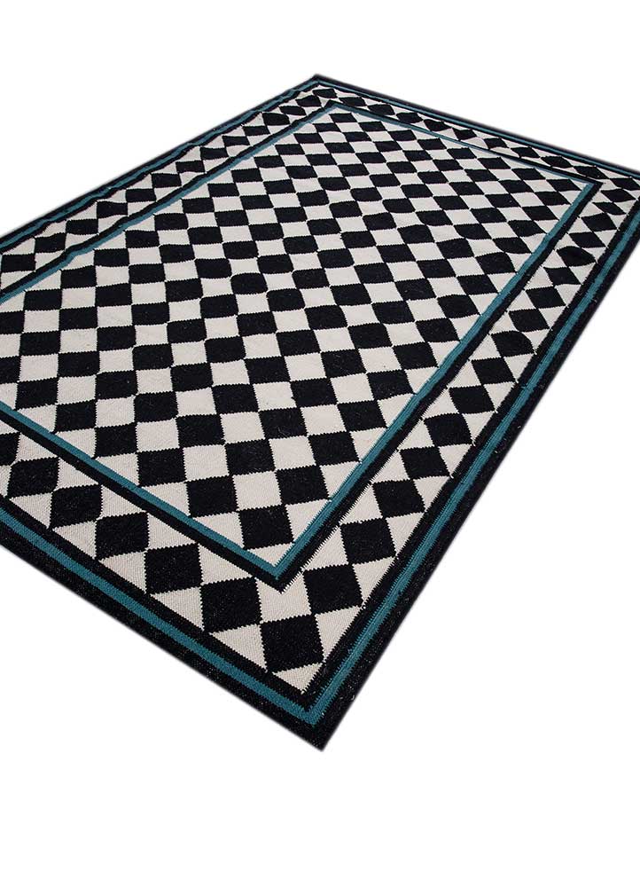 alhambra grey and black wool flat weaves Rug - FloorShot