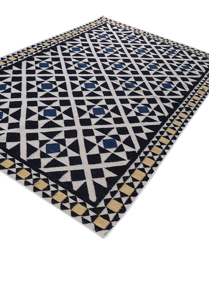 alhambra grey and black wool flat weaves Rug - FloorShot