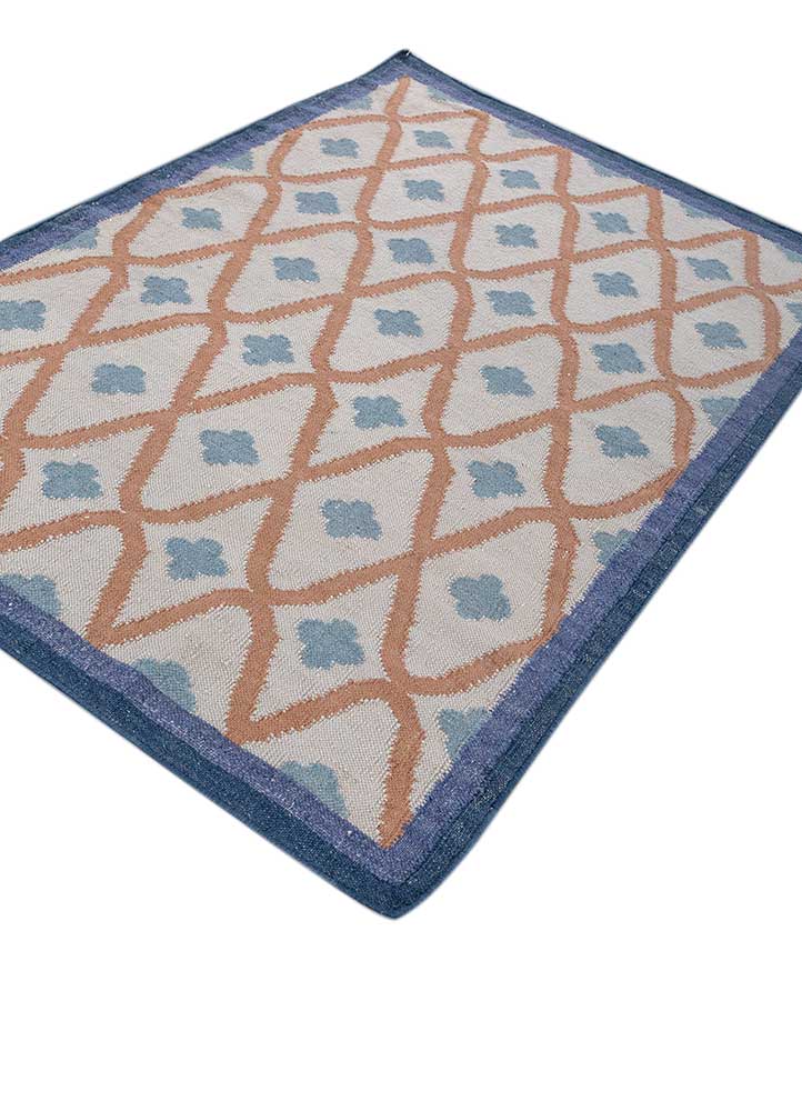 alhambra grey and black wool flat weaves Rug - FloorShot