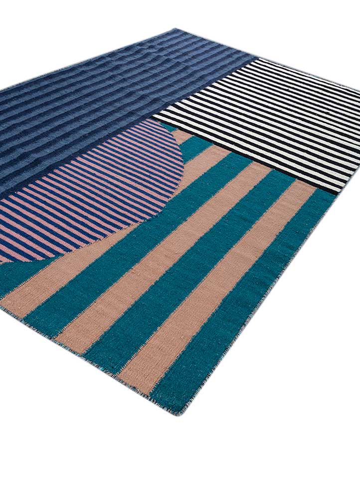 checkers blue wool flat weaves Rug - FloorShot