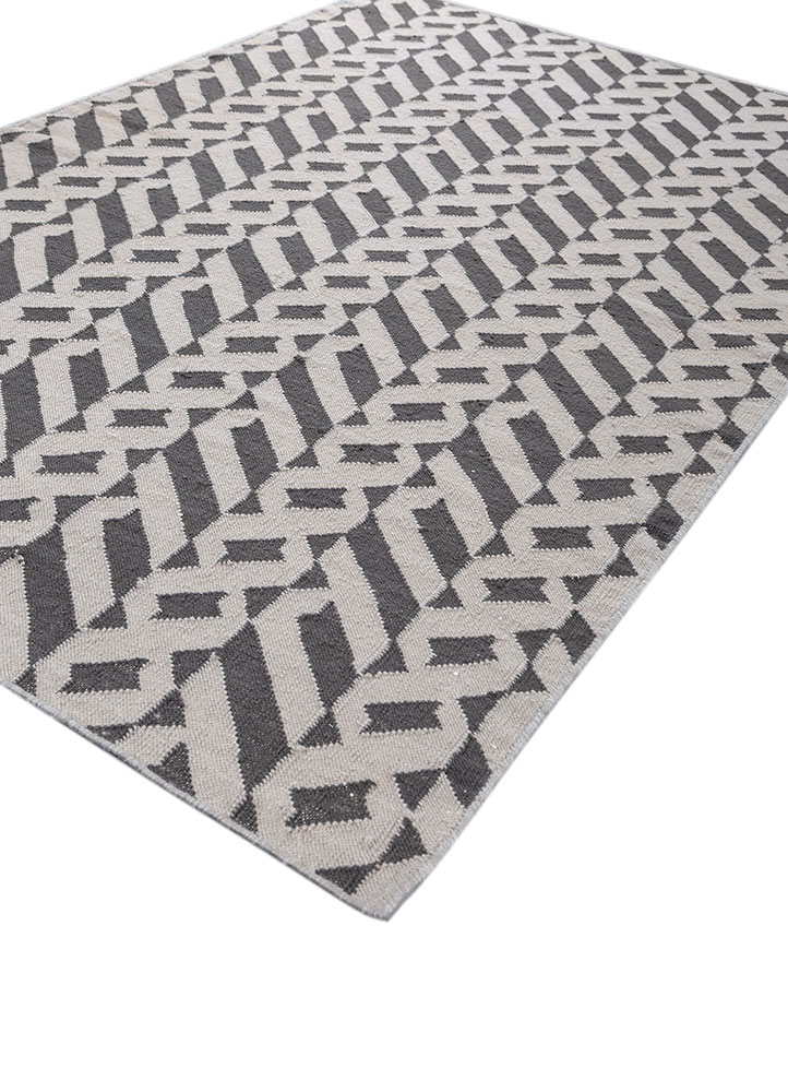 alhambra grey and black wool flat weaves Rug - FloorShot
