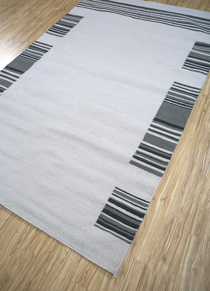 indusbar grey and black wool flat weaves Rug - FloorShot