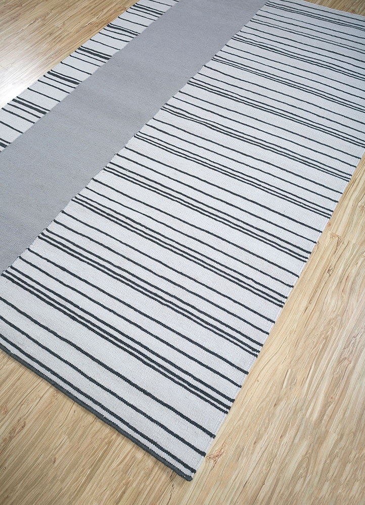 indusbar grey and black wool flat weaves Rug - FloorShot
