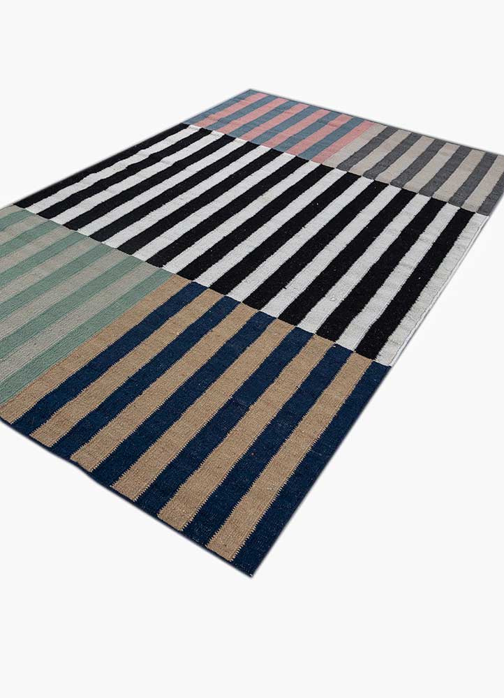 checkers grey and black wool flat weaves Rug - FloorShot