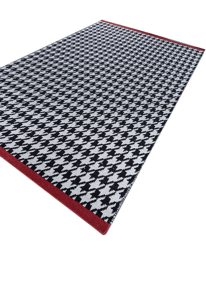 alhambra grey and black wool flat weaves Rug - FloorShot