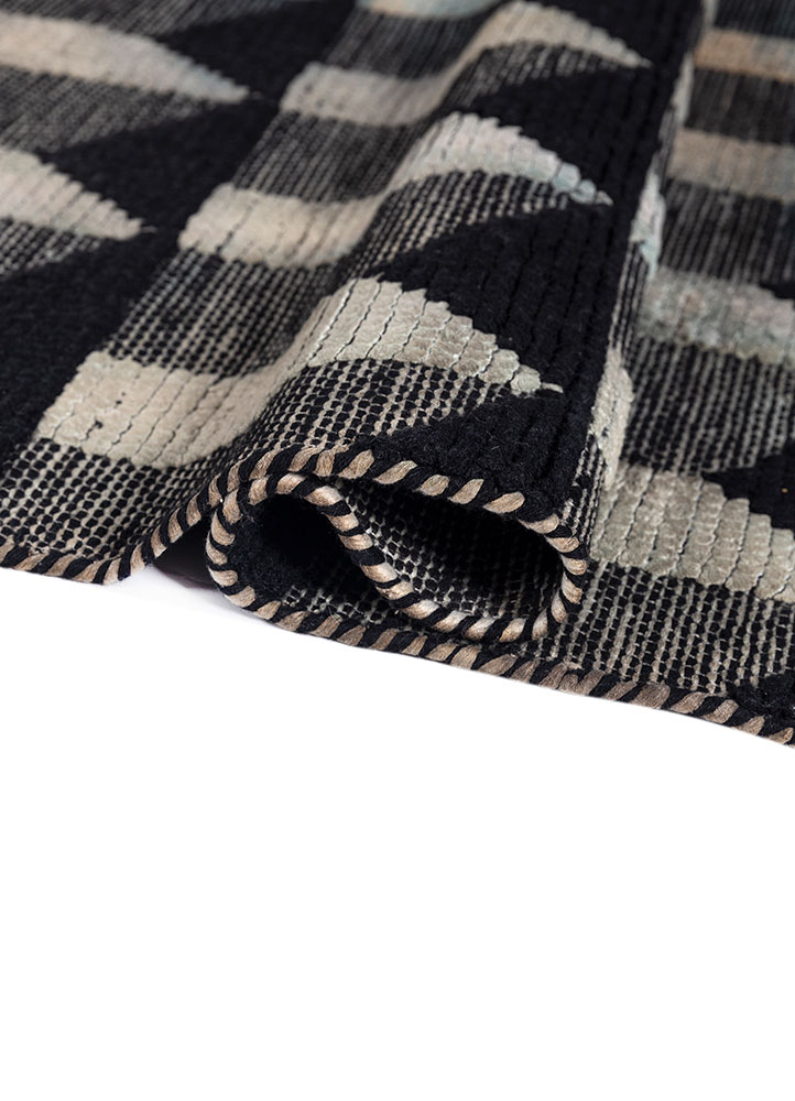 indusbar grey and black wool and viscose flat weaves Rug - FloorShot