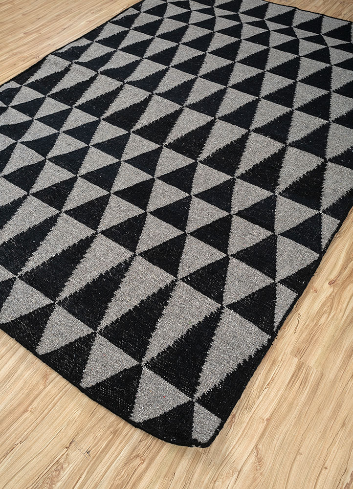 indusbar grey and black wool and viscose flat weaves Rug - FloorShot
